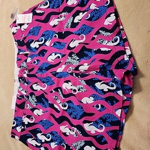 Crown &  Ivy size 14W  shorts